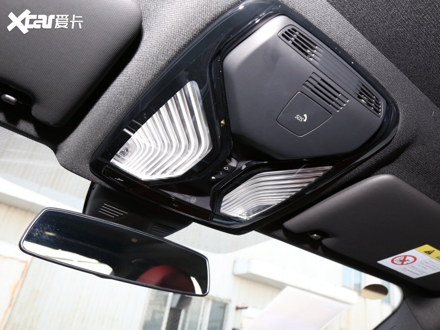 2023R3ϵ 330Li M\ҹb