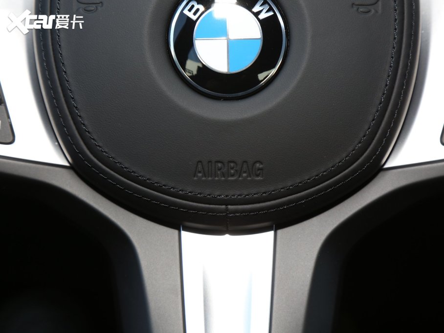 2023R3ϵ 330Li M\(yn)(dng)ҹb