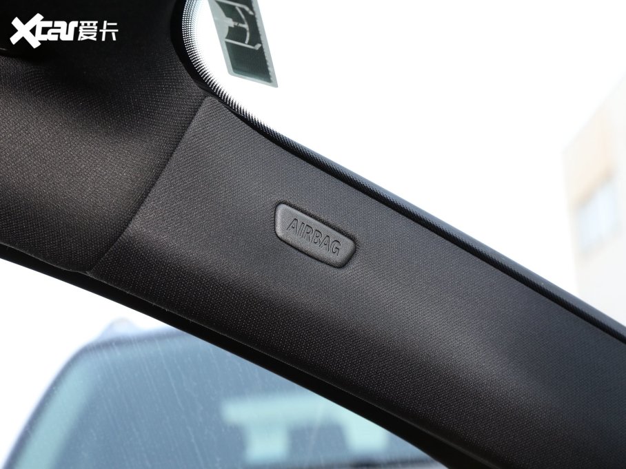 2023R3ϵ 330Li M\ҹb