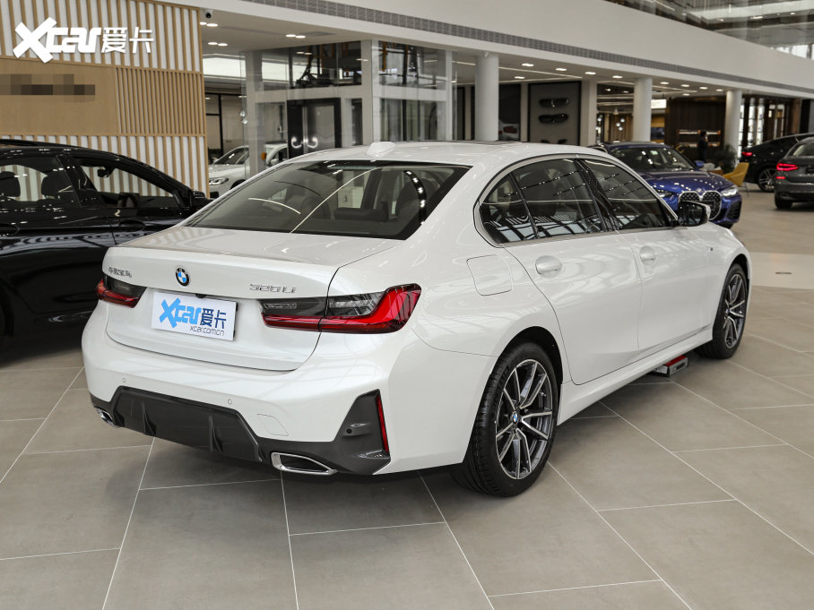 2023��R3ϵ 320Li M�\�����b