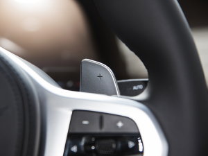 2023330i M\ҹb п؅^