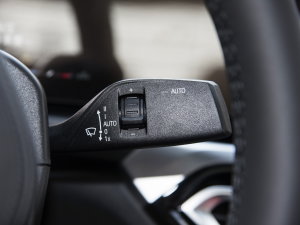 2023330i M\ҹb п؅^