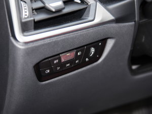 2023330i M\ҹb п؅^