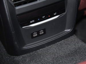 2023330i M\ҹb п؅^