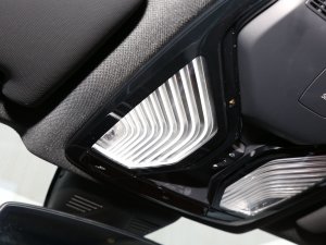 2023330Li M\ҹb п؅^