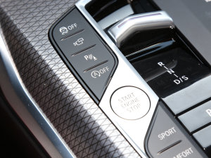 2023330Li M\ҹb п؅^