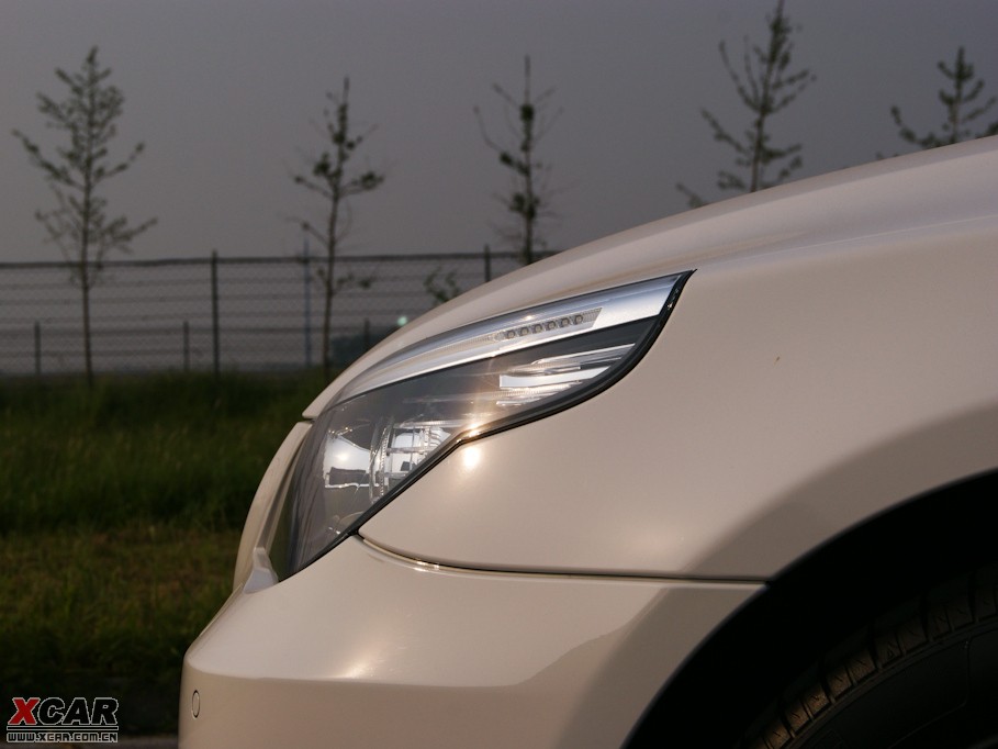 2010��R5ϵ 525Li ���A��