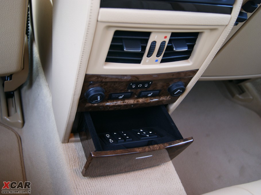 2010��R5ϵ 525Li ���A��