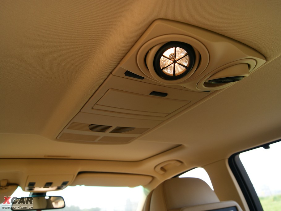 2010��R5ϵ 525Li ���A��