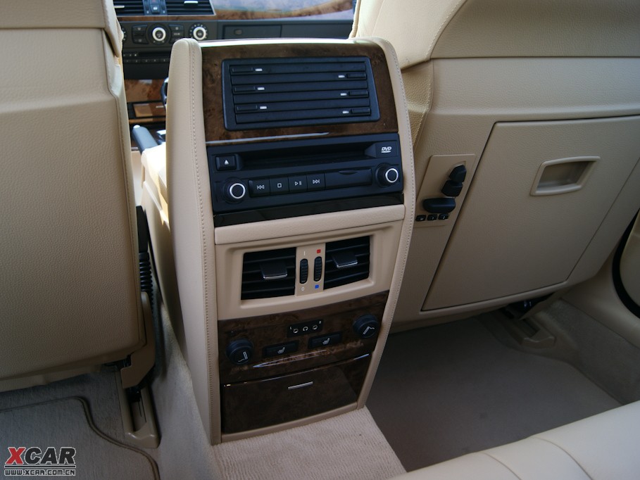 2010��R5ϵ 525Li ���A��