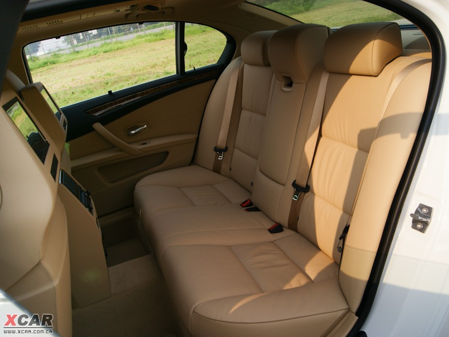 2010��R5ϵ 525Li ���A��