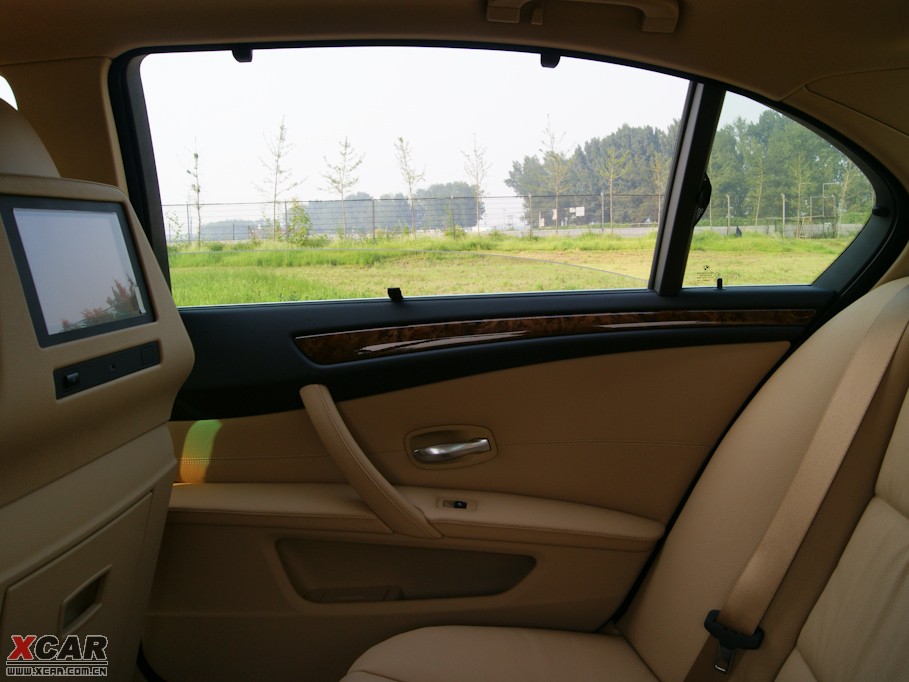 2010��R5ϵ 525Li ���A��