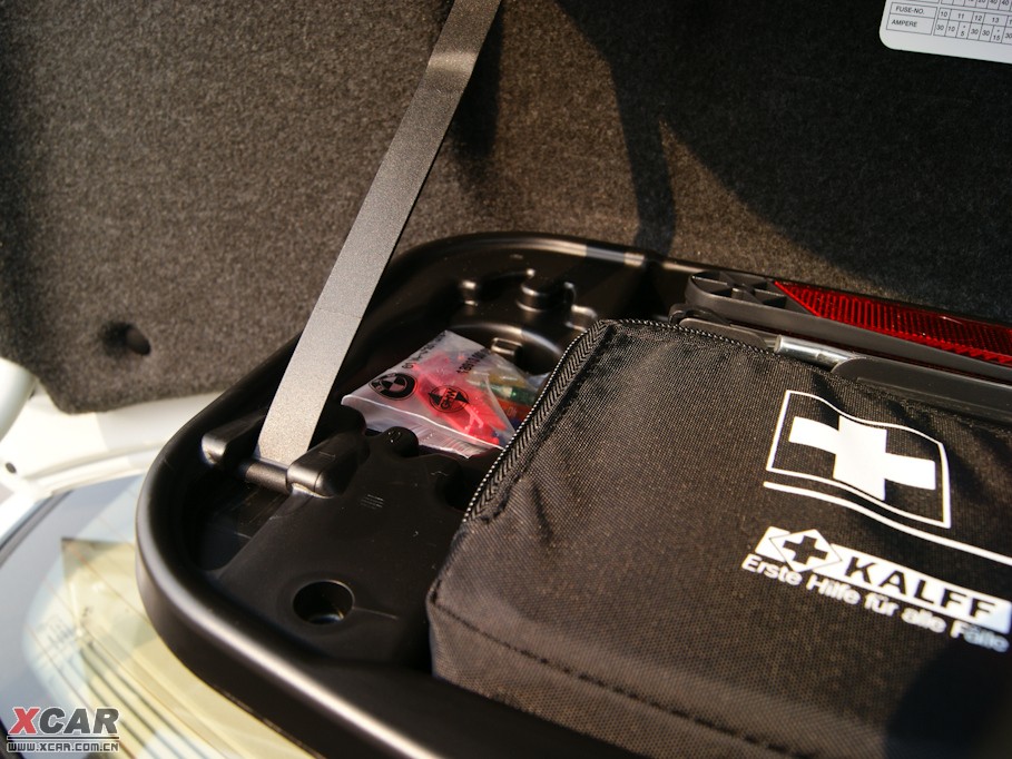 2010��R5ϵ 525Li ���A��