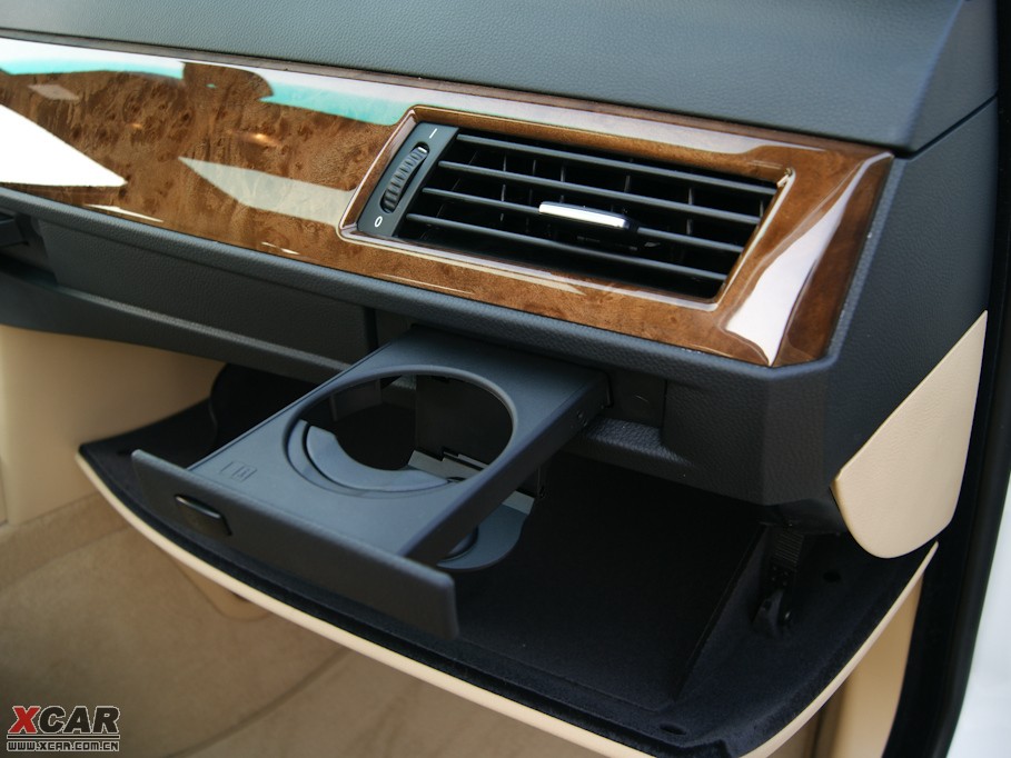 2010��R5ϵ 525Li ���A��