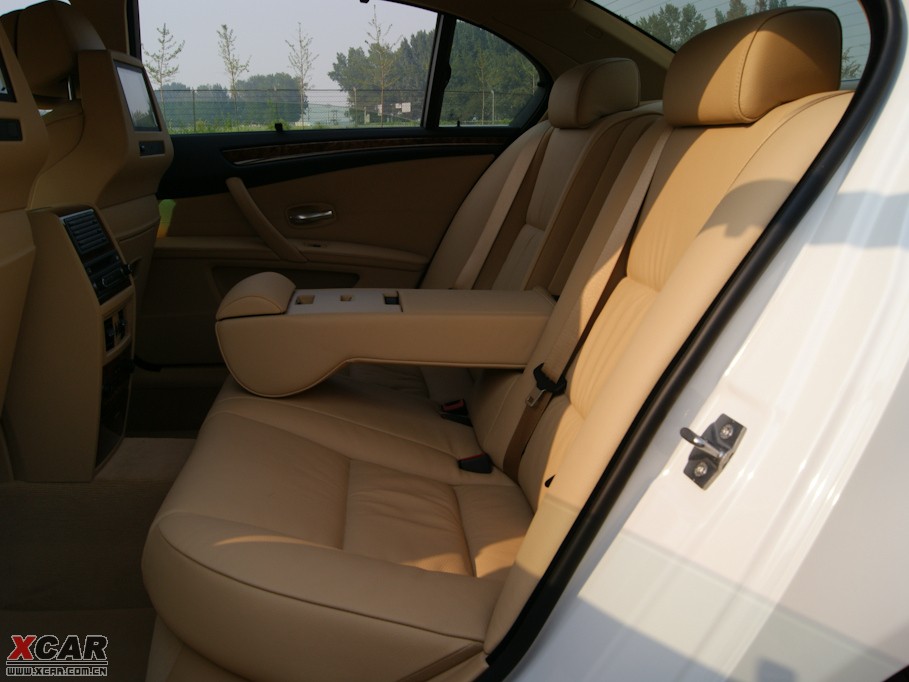 2010��R5ϵ 525Li ���A��