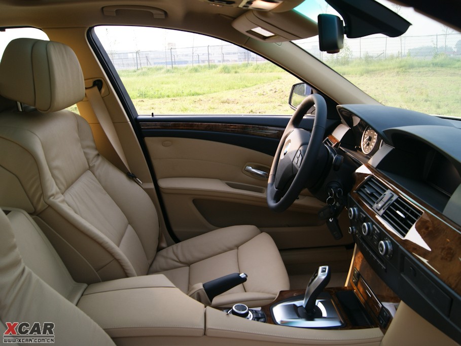 2010��R5ϵ 525Li ���A��