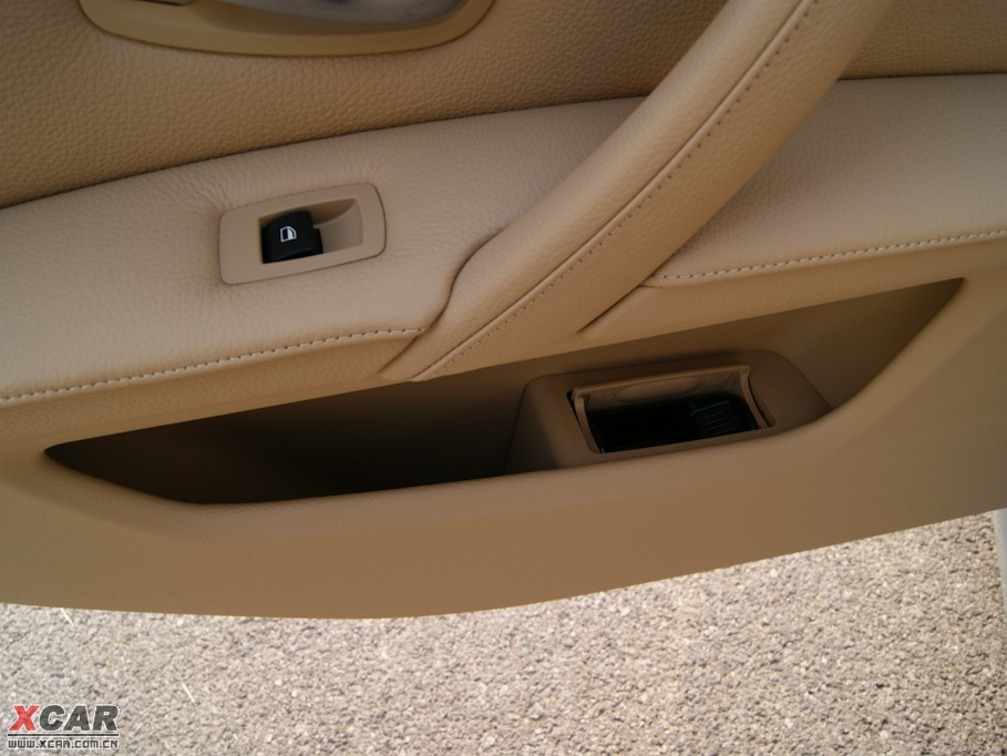 2010��R5ϵ 525Li ���A��