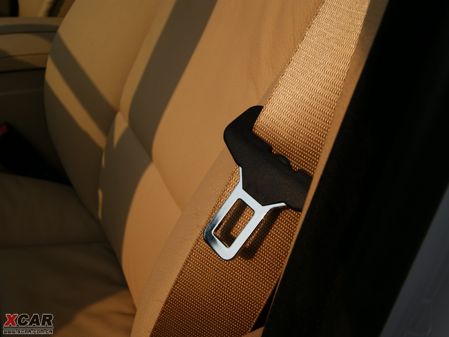 2010��R5ϵ 525Li ���A��