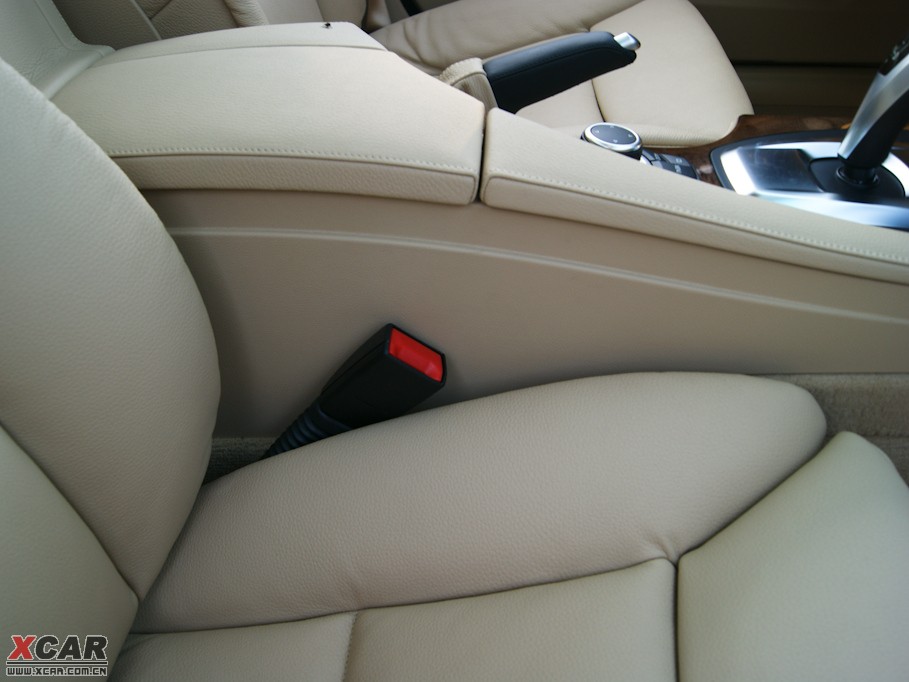 2010��R5ϵ 525Li ���A��