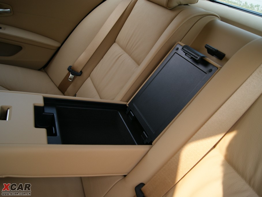 2010��R5ϵ 525Li ���A��