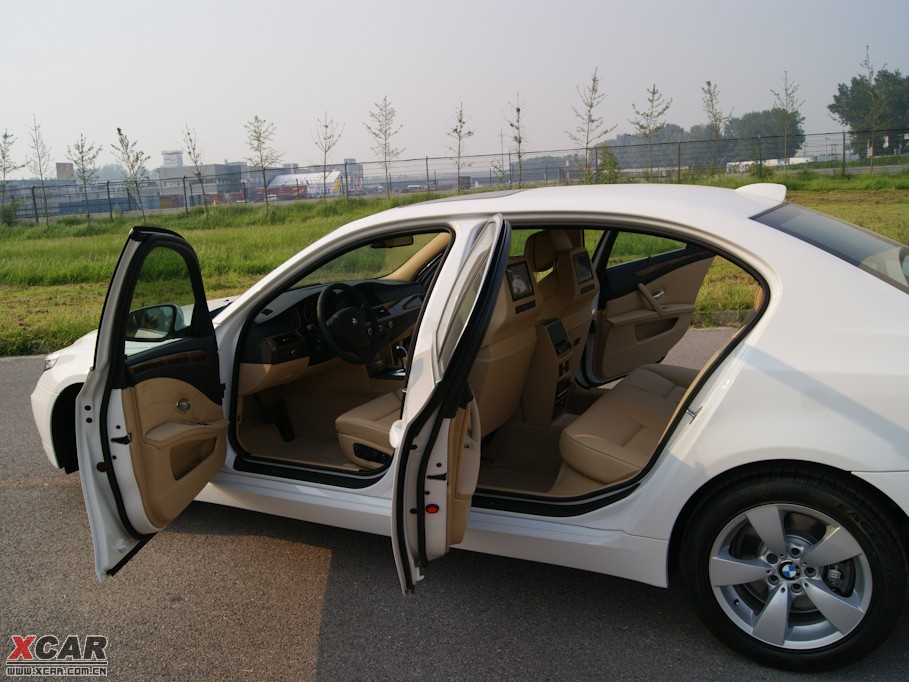 2010��R5ϵ 525Li ���A��