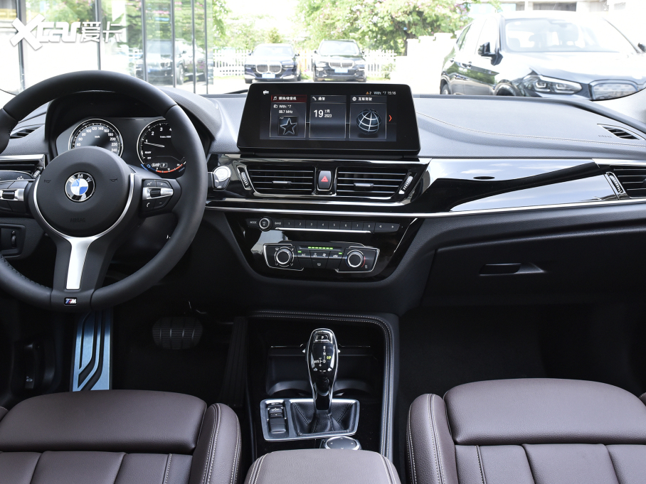 2023��R1ϵ 125i M�\����ҹ��