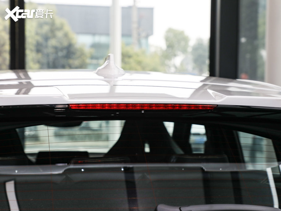 2023RX2 xDrive 25i ڰ