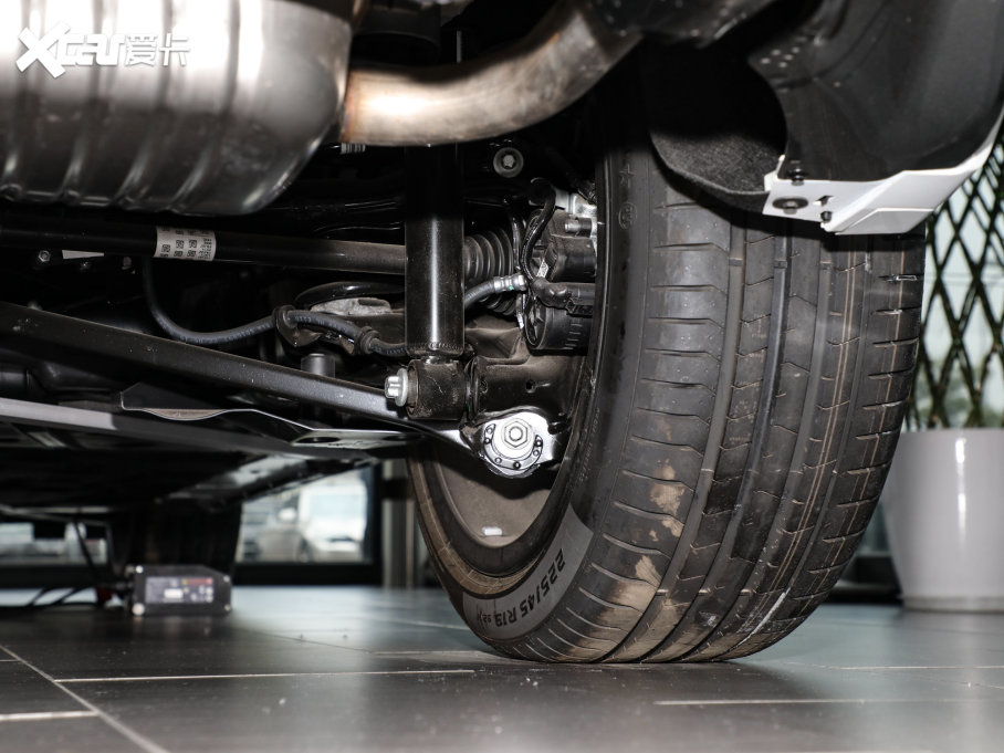 2023RX2 xDrive 25i ڰ