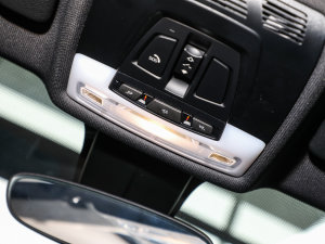 2023xDrive 25i ڰ п؅^