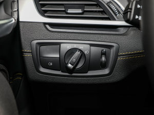 2023xDrive 25i ڰ п؅^