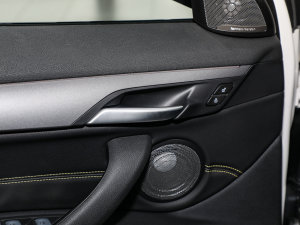 2023xDrive 25i ڰ п؅^