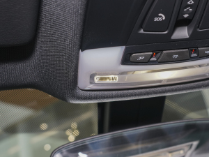 2023sDrive 25i ڰ п؅^(q)