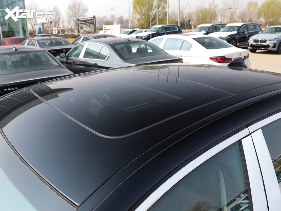 2023��R5ϵ 530Li xDrive ���A���b