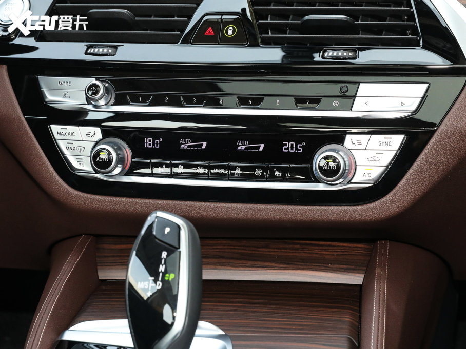 2023R5ϵ 530Li xDrive Ab