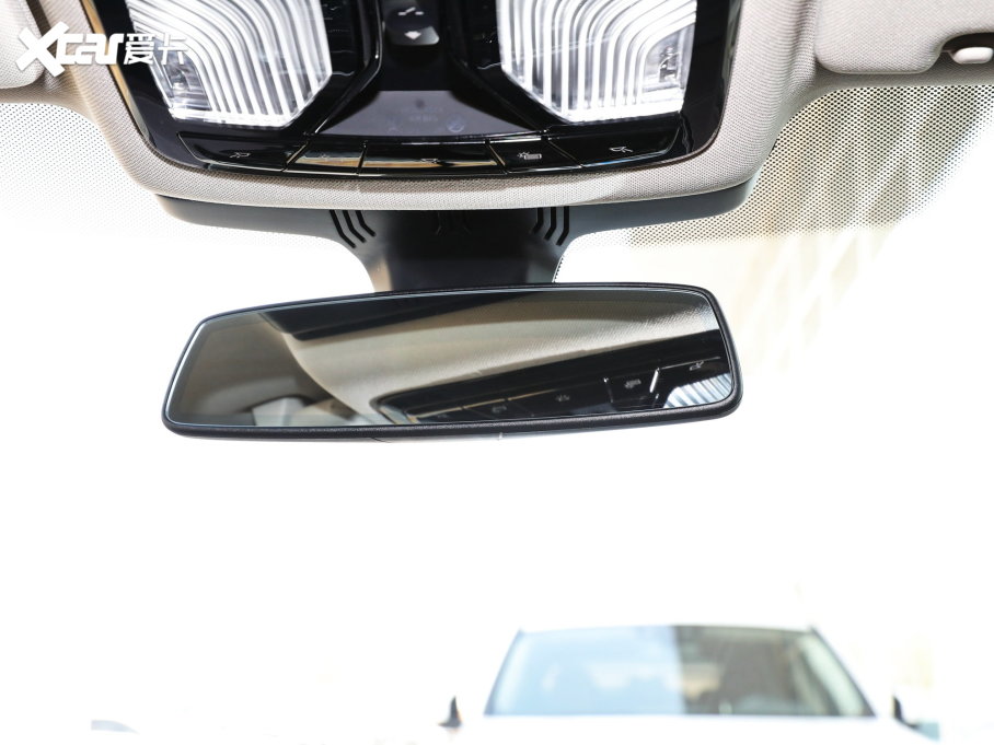 2023R5ϵ 530Li xDrive Ab