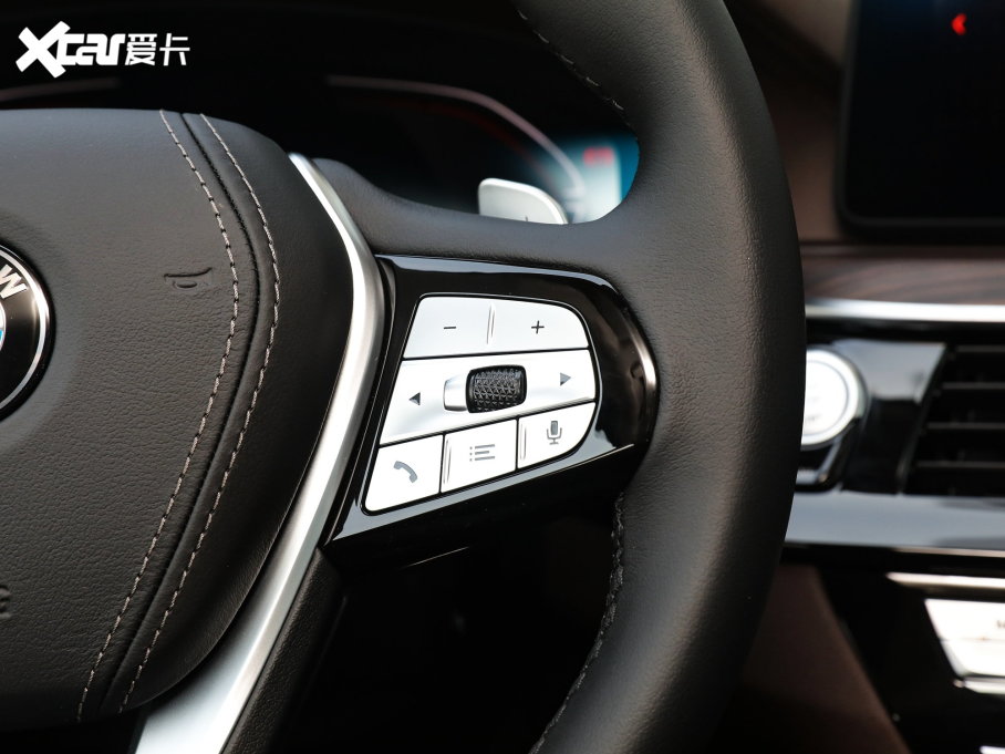 2023R5ϵ 530Li xDrive Ab