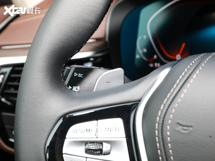 2023��R5ϵ 530Li xDrive ���A���b