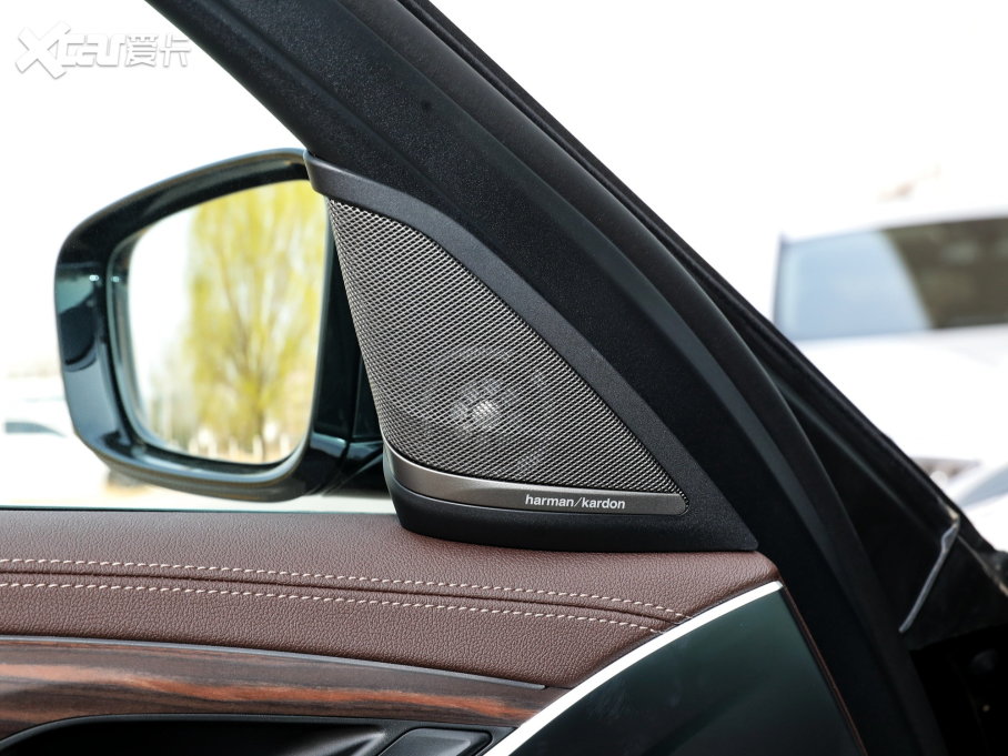 2023R5ϵ 530Li xDrive Ab