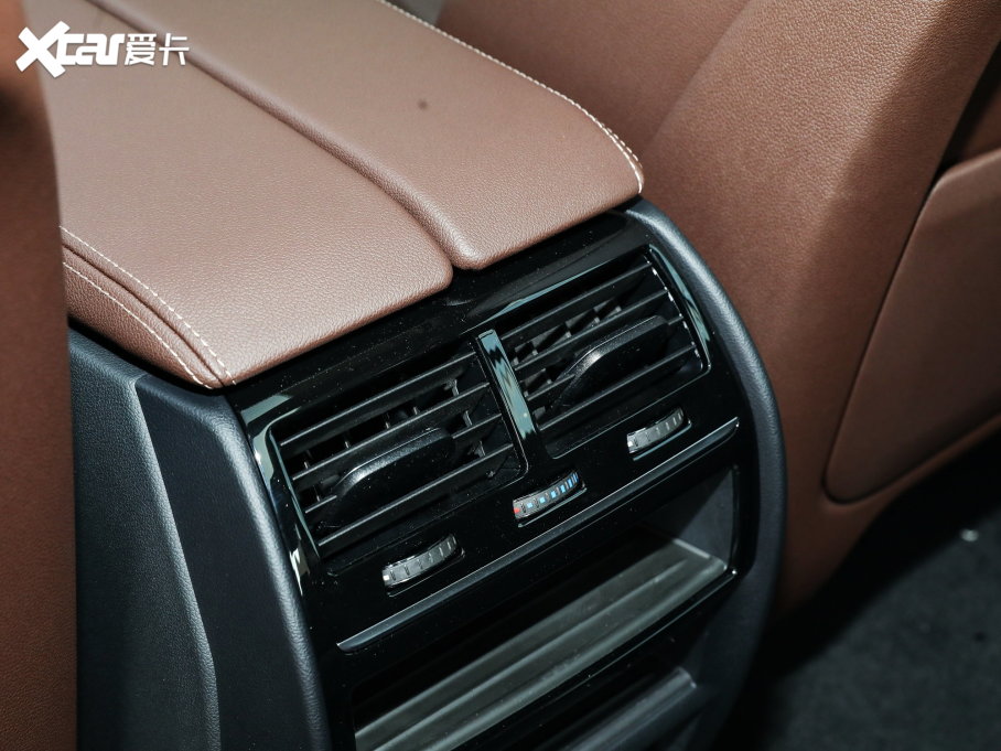 2023R5ϵ 530Li xDrive Ab