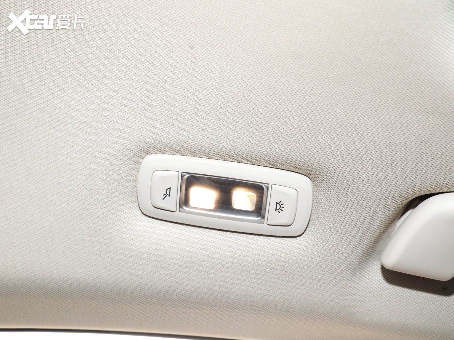 2023R5ϵ 530Li xDrive Ab