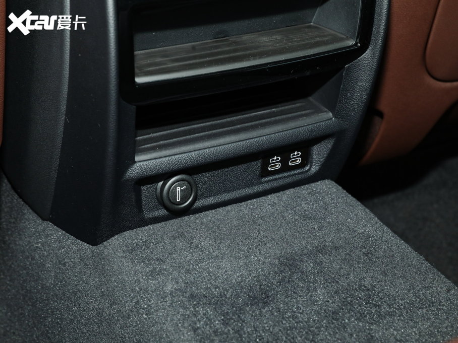 2023��R5ϵ 530Li xDrive ���A���b