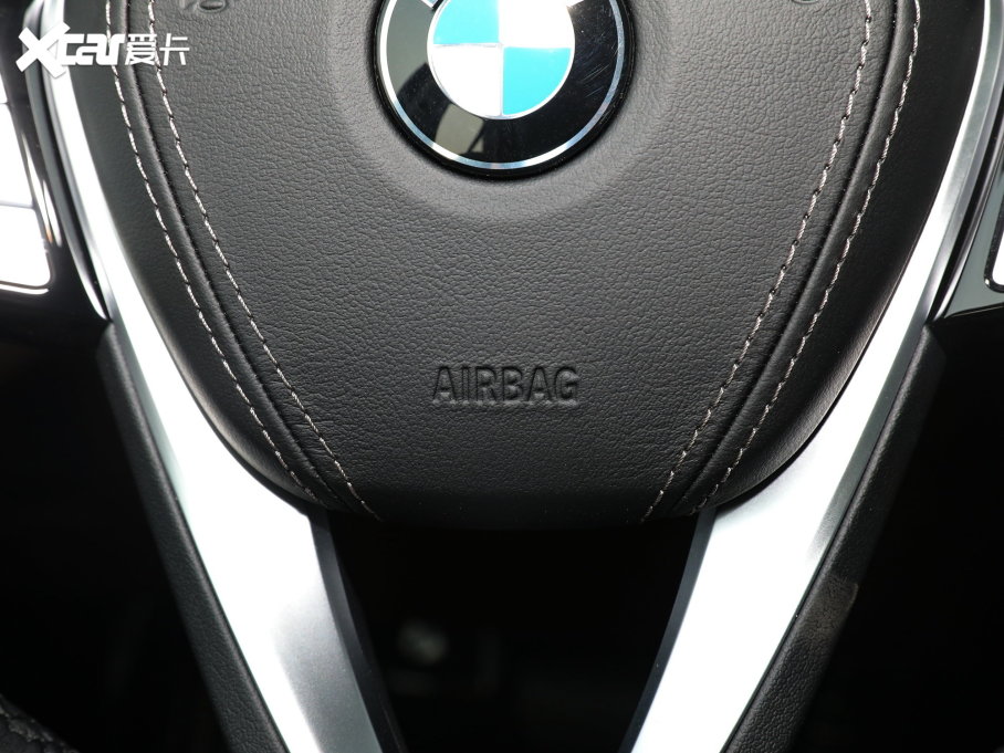 2023R5ϵ 530Li xDrive Ab