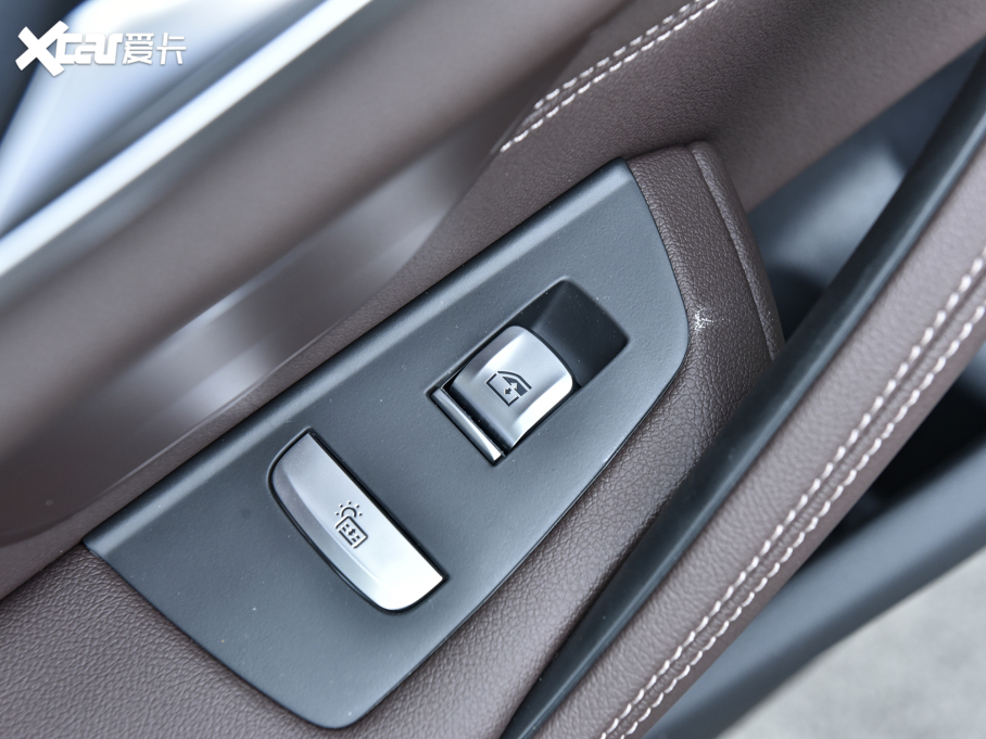 2023R5ϵ 530Li I M\b