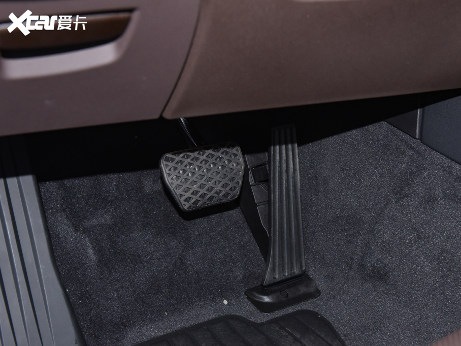 2023R5ϵ 530Li  M\b