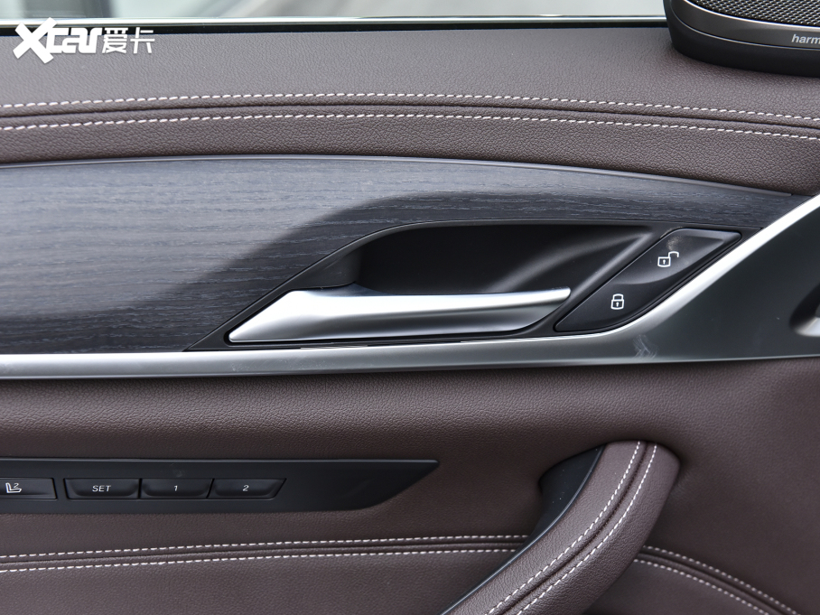 2023R5ϵ 530Li  M\b