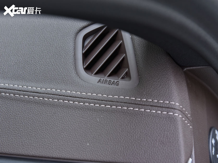 2023R5ϵ 530Li  M\b