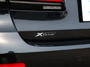 2023530Li xDrive Ab (x)(ji)^