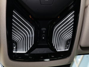 2023530Li xDrive Ab п؅^