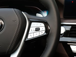 2023530Li xDrive Ab п؅^