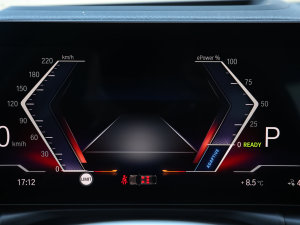 2023eDrive 40 L ҹ\b п؅^